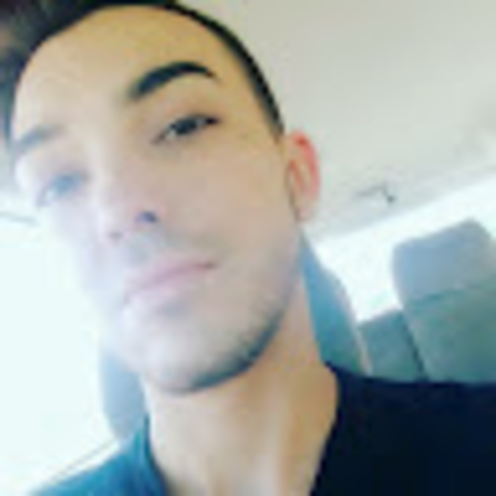 Meet your Posher, Corey